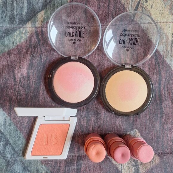 ✨ Blush Lover’s Dream Bundle – Fenty + Essence ✨ - Picture 1 of 7